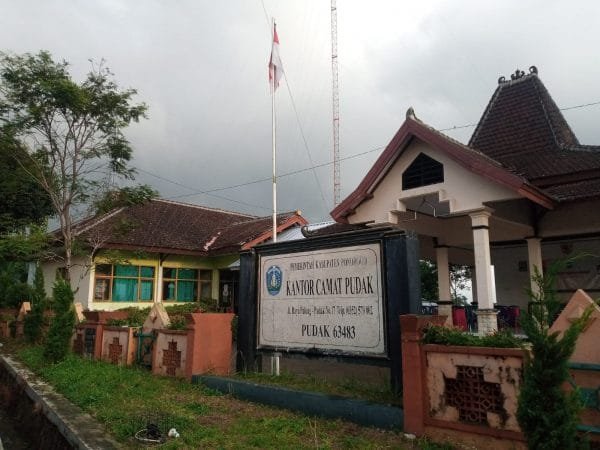 Kantor Camat Pudak
