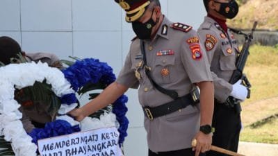 Hari Bhayangkara ke-76, Kapolres Bima Ziarah dan Tabur Bunga di TMP Palibelo