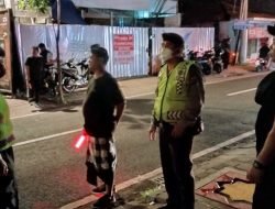 Antisipasi Kejahatan Jalanan Pawas Polsek Kuta Pimpin Patroli Malam