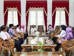 Bupati Terima Tim Ahli Kemenkumham Untuk Patenkan Batik Complongan Khas Indramyu