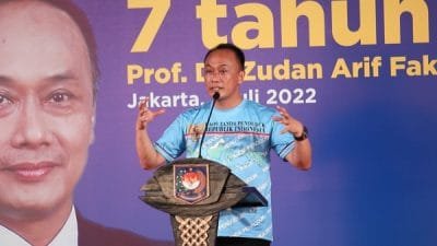Tujuh Tahun Menjabat, Dirjen Dukcapil Dukung Perlindungan Pekerja Migran