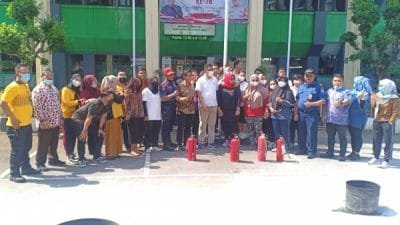 PN Jakarta Selatan Gelar Simulasi Pemadam Kebakaran