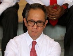 Ketua OJK: Penanganan Krisis Energi & Pangan Harusnya oleh Negara, Bukan Bank Sentral