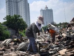 Anies Pastikan Pencabutan Pergub Penggusuran Era Ahok Sedang Berproses