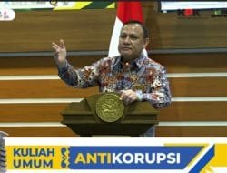 Bakal Calon Presiden, Firli Dorong Mahasiswa Unair Lakukan Ini