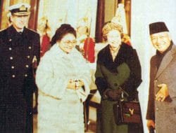 Mengenang Ratu Elizabeth II Kunjungi Indonesia
