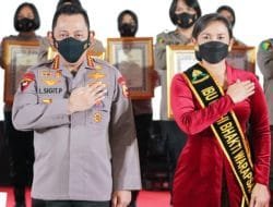 Kapolri Minta Polwan Raih Lagi Kepercayaan Masyarakat Lewat Pendekatan Humanis