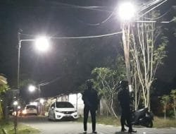 Paket Berwarna Coklat Ledakan Asrama Brimo Sukoharjo