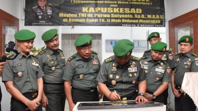 Kapuskesad Resmikan Unit ESWL RS TK II Moh Ridwan Meuraksa Kesdam Jaya