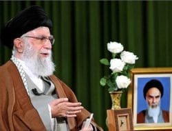 Ayatullah Khamenei: Kerusuhan di Iran Dirancang Negara Barat dan Rezim Zionis