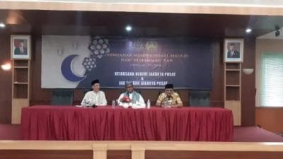Kejari Jakpus Gelar Maulid Nabi Muhammad SAW dan Tasyakuran Pelepasan Pegawai Purna Tugas