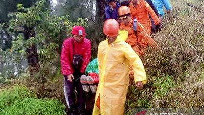 Jenazah Pendaki Asal AS di Gunung Agung-Bali Dievakuasi SAR Gabungan