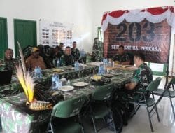 Beri Dukungan Pangdam Jaya Sambangi Posko Satgas Yonif Mekanis 203/AK