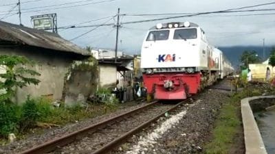 Usai Banjir, Jalur KA Menuju Banyuwangi Sudah Bisa Dilewati
