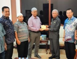 Bupati Asahan Kembali Berikan Bantuan Renovasi Masjid