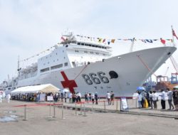 Pangkoarmada RI Kunjungi Kapal RS Angkatan Laut China