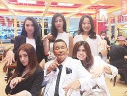 Gegara Punya Aspri Banyak Hotman Paris Dikritik Sang Anak