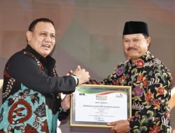 Wali Kota Madiun Raih Penghargaan SPI 2022 Terbaik Nasional Kategori Pemerintah Kota