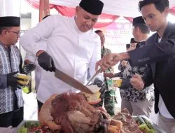 Plt. Wali Kota Bekasi Makan Bakso Bersama dan Mendengar Aspirasi Warganya