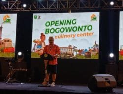 Walkot Maidi Resmikan Kuliner Nuansa Kereta Api BCC