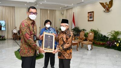 Wapres Apresiasi Kinerja PLN Raih 15 Proper Emas dan CEO Green Leadership Utama