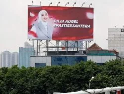Viral, Wajah Aurel Hermansyah Muncul di Baliho, Siap Nyaleg?
