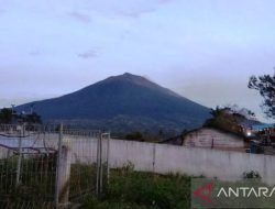 Masih Gempa Tremor, Pendakian Gunung Kerinci Belum Direkomendasikan