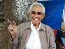 Mantan Menteri Pertambangan dan Energi Subroto Tutup Usia