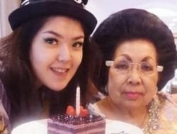 Fokus Berdoa, Alasan Tina Toon Merahasiakan Neneknya Meninggal