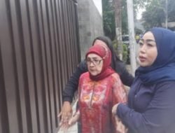 Ibunda Ferry Irawan Kecewa Tak Bisa Ketemu Venna Melinda