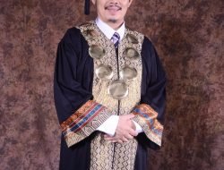 Muhammad Syafi’i Antonio Ditetapkan Guru Besar Ekonomi Syariah