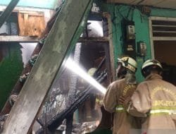 Kebakaran Rumah Kost di Jalan Otista Diduga Akibat Arus Pendek