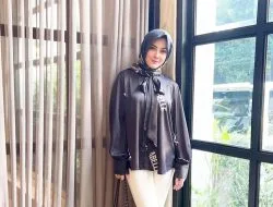 Dituding Pindah Agama, Dhena Devanka Pamer Pakai Hijab