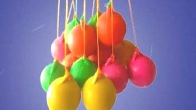 Viral Lato-lato! Pedagang Mainan Raup Untung