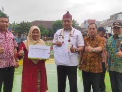 Tri Adhianto Serahkan Asset Penunjang Pendidikan SMK Negeri 14 Kota Bekasi