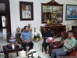 KPU Jaktim Sambangi Rumah Mantan Panglima TNI Untuk Coklit Data