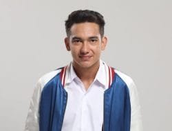 Adipati Dolken Nyaman Perankan Karakter Sosok Iblis