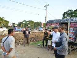 Turun Langsung, Bupati Batubara Cek Pembangunan Drainase-Kios UMKM Sei Bejangkar Berjalan