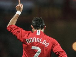 Ronaldo Buka Suara Soal Kepergiannya dari Manchester United