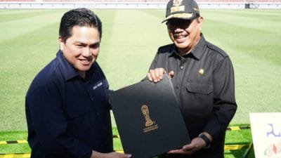 Wagub Cok Ace Dampingi Erick Thohir Tinjau Stadion Dipta Gianyar