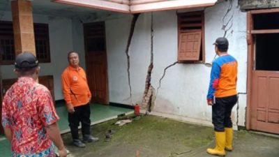 Kondisi rumah warga terdampak tanah gerak di Kabupaten Trenggalek Jawa Timur