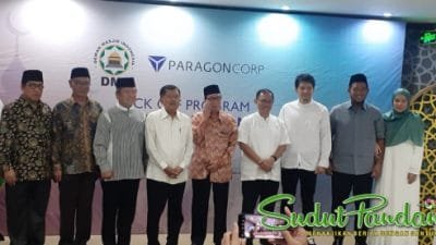 Peluncuran Program Bersama 2000 Masjid di Indonesia di Gedung PP DMI Jakarta, Senin (13/3/2023).