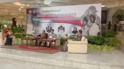 Para pembicara pada seminar bertajuk "Kemusuk Bersimbah dan Letnan Kolonel Soeharto" yang diselenggarakan oleh Museum Purna Bhakti Pertiwi dan Yayasan Kajian Citra Bangsa di Jakarta pada 16 Maret 2023 (Foto: Istimewa)