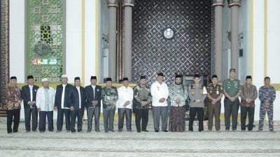 Pemkab Asahan menggelar tabligh akbar dan zikir bersama di Masjid Agung H. Achmad Bakrie Kisaran, Kamis (16/3/2023).