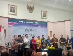 Rakernas Berakhir, SMSI Minta Jokowi Tidak Tandatangani Rancangan Perpres Publisher Right