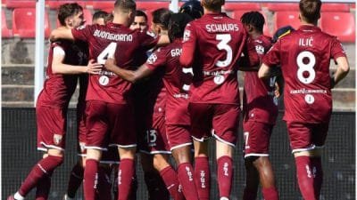Hajar Lecce, Torino Naik Peringkat