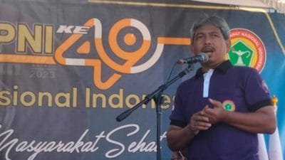 Sambut HUT ke-49, PPNI Trenggalek Adakan Jalan Sehat Berhadiah Kambing