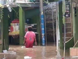 Permukiman Kebon Pala Terendam Banjir Akibat Luapan Kali Ciliwung