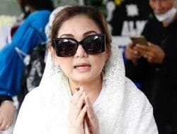 Idap Kanker Paru-Paru, Kakak Nia Daniaty Meninggal Dunia