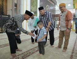 BKM Agung H Achmad Bakrie Kisaran Salurkan Bantuan Bagi Yatim-Dhuafa